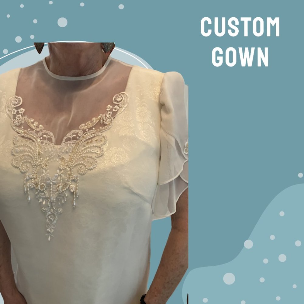 Ivory Custom Made Wedding/Formal Gowwn Approx Size 12
